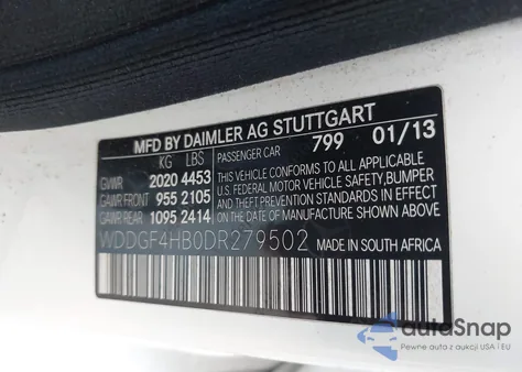 2013 Mercedes-Benz C 250 Sport z USA, uszkodzony, nr VIN WDDGF4HB0DR279502